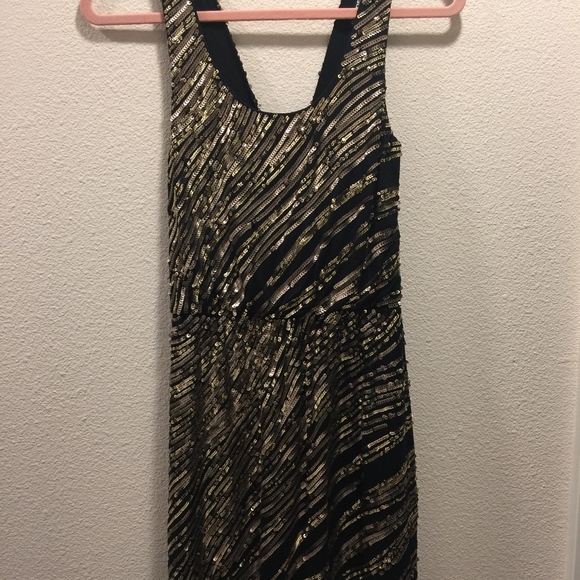 Black/Gold Sequin Party Dress - Picture 3 of 4